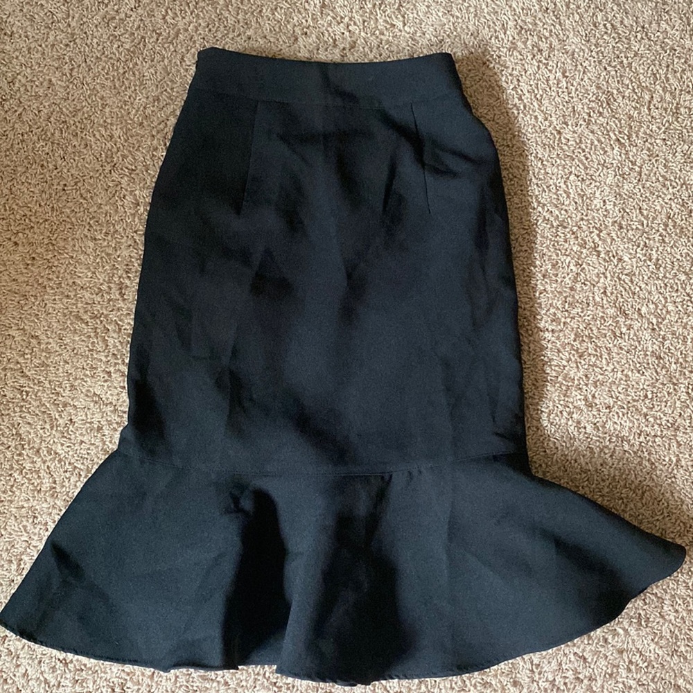 NEW🧜‍♀️🖤Mermaid skirt
